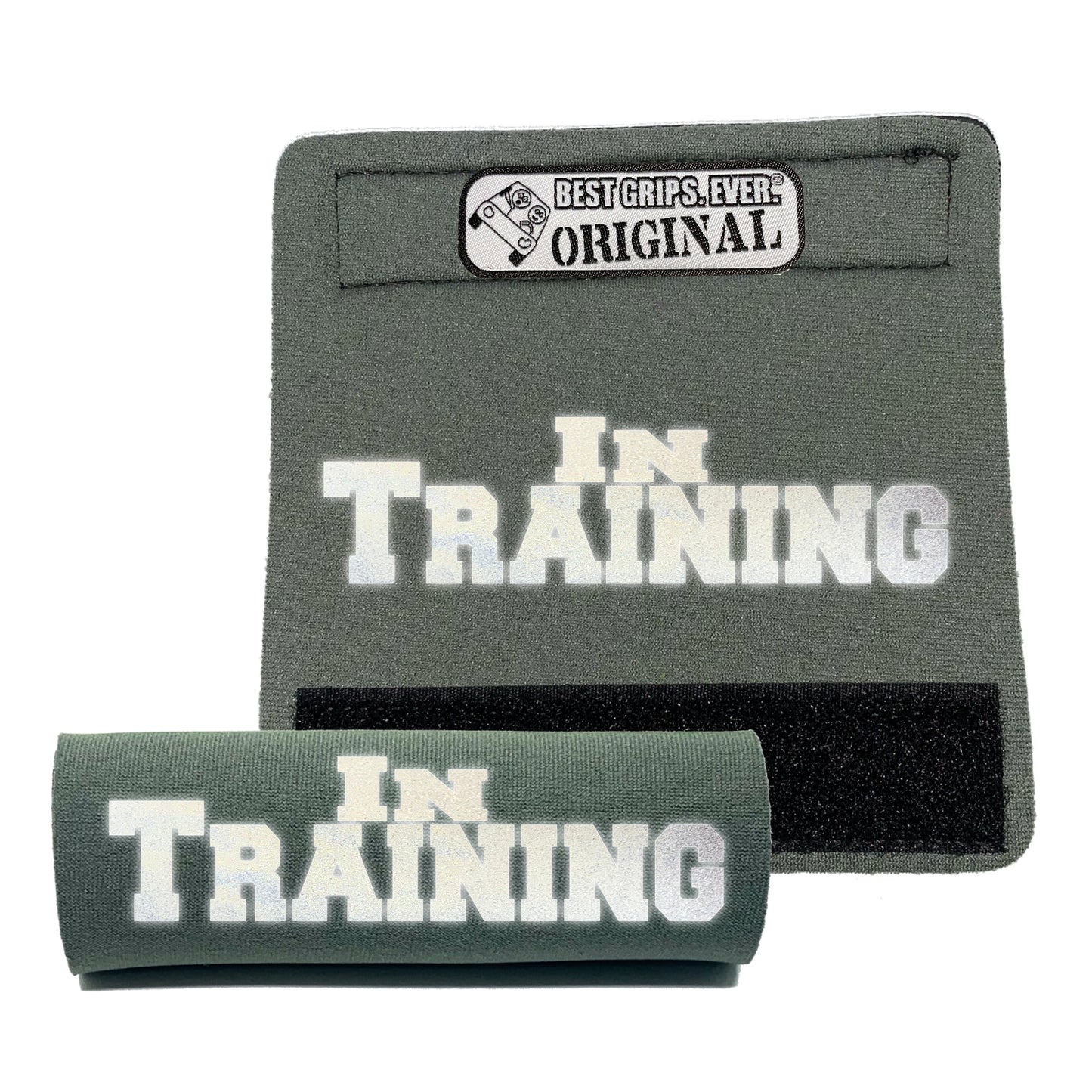 BEST GRIPS. EVER.® leash grip in black featuring HI-VIS IN TRAINING Grip, designed to improve comfort, control, and safety during dog walks.