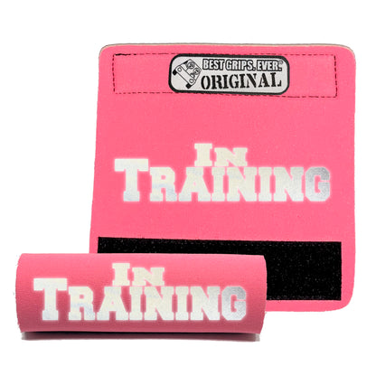 BEST GRIPS. EVER.® leash grip in pink featuring HI-VIS IN TRAINING Grip, designed to improve comfort, control, and safety during dog walks.