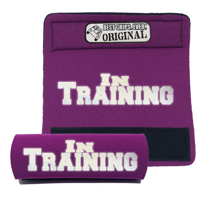 BEST GRIPS. EVER.® leash grip in fuchsia featuring HI-VIS IN TRAINING Grip, designed to improve comfort, control, and safety during dog walks.